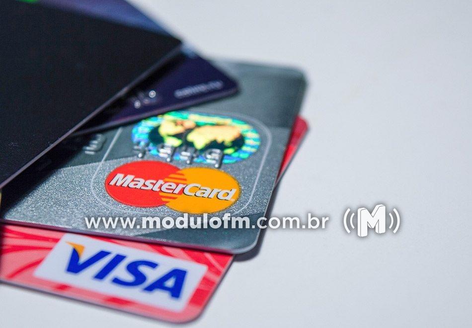 Estelionatário é preso após gastar quase R$ 40 mil com cartão de crédito clonado