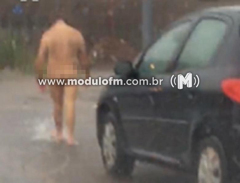 Homem é preso após andar nu pelas ruas de Patrocínio
