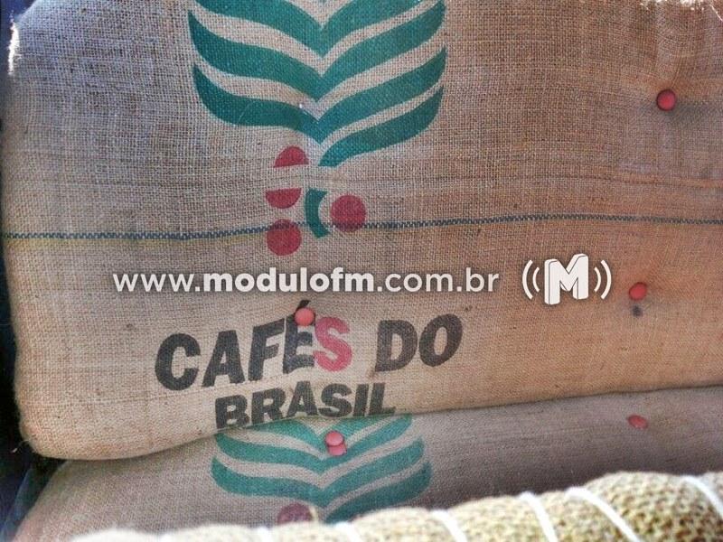 Cerca de 20 sacas de café são furtadas de propriedade rural em Patrocínio