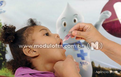 Cobertura vacinal contra Poliomielite caiu no Brasil nos últimos anos