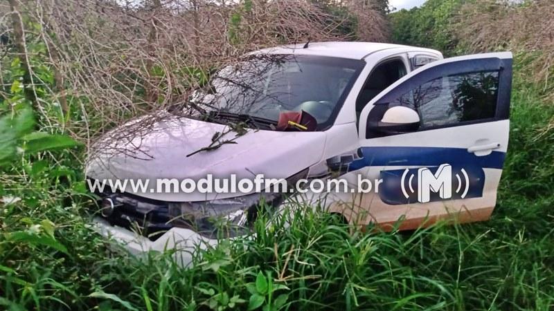 Veículo roubado durante assalto a Serralheria em Serra do...