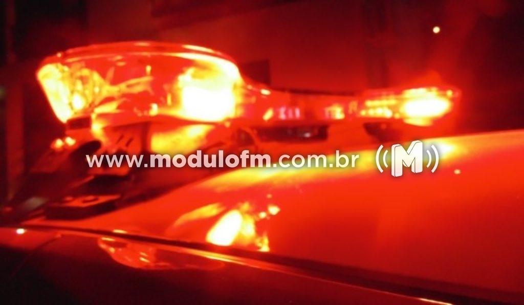 Bandidos invadem fazenda e levam veículo em Patrocínio