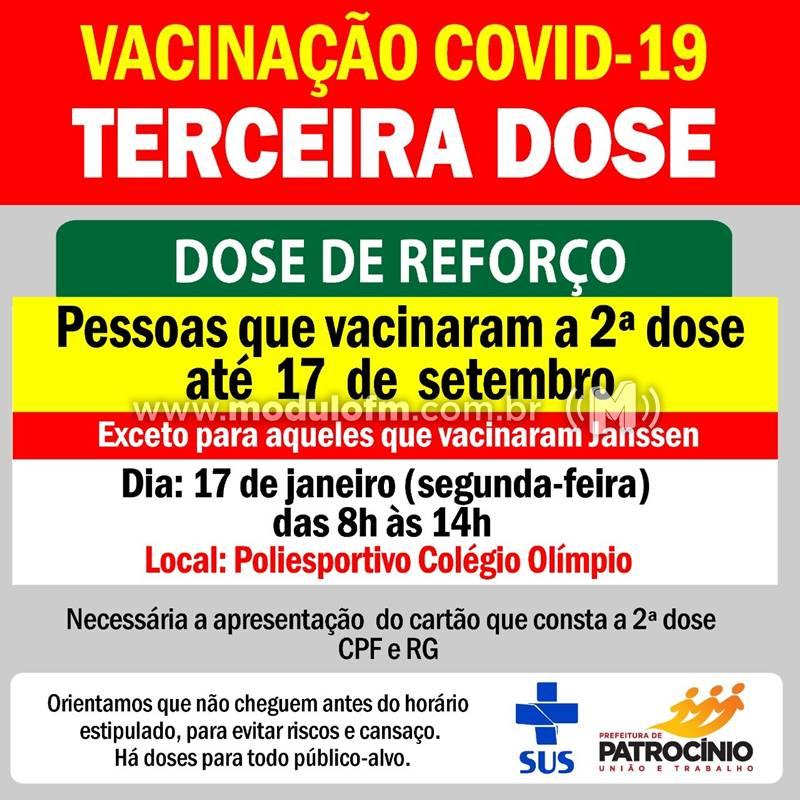 Pessoas que se vacinaram com 2ª dose até dia 17 de setembro receberão dose de reforço na segunda-feira (17)