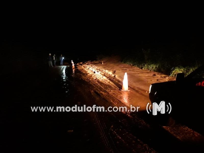 Imagem 4 do post Polícia Rodoviária Militar alerta para deslizamentos de terra em rodovias da região