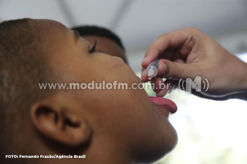 Vacinação de crianças contra poliomielite está abaixo da meta em Minas Gerais