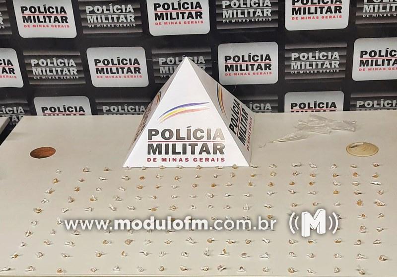 Polícia Militar intercepta veículo próximo ao distrito de Silvano com drogas vindas de Patrocínio