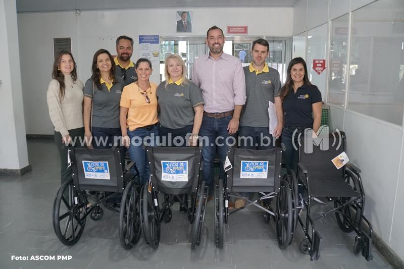 Rotary Club Novas Gerações doou 4 cadeiras de rodas à Secretaria Municipal de Saúde
