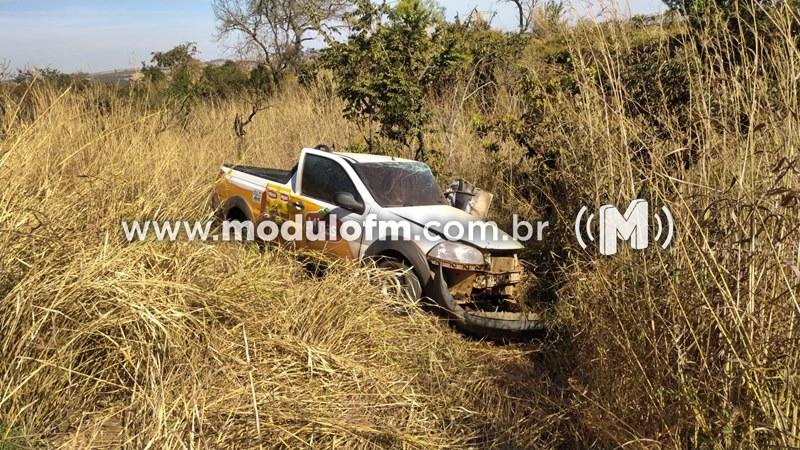 Imagem 1 do post Colisão frontal entre dois carros deixa feridos na BR-365 em Patrocínio