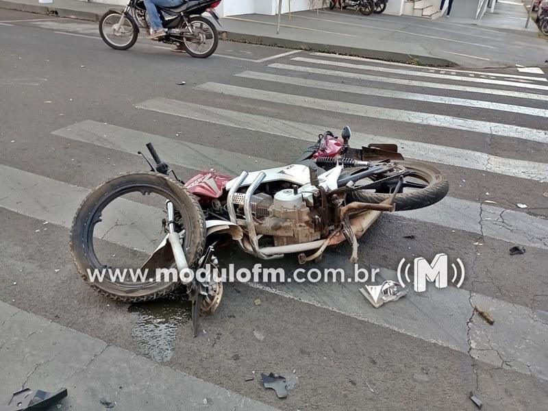 Imagem 2 do post Comerciantes e moradores reivindicam semáforo no cruzamento das ruas Martins Mundim e Presidente Vargas após novo acidente