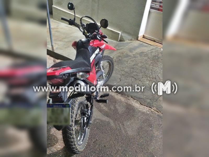 PM recupera em Abadia dos Dourados motocicleta fruto de apropriação indébita registrada em Patrocínio