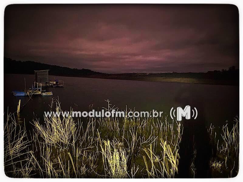 Imagem 1 do post Militar reformado do Exército desaparece após barco virar na represa de Nova Ponte região dos Moreiras 