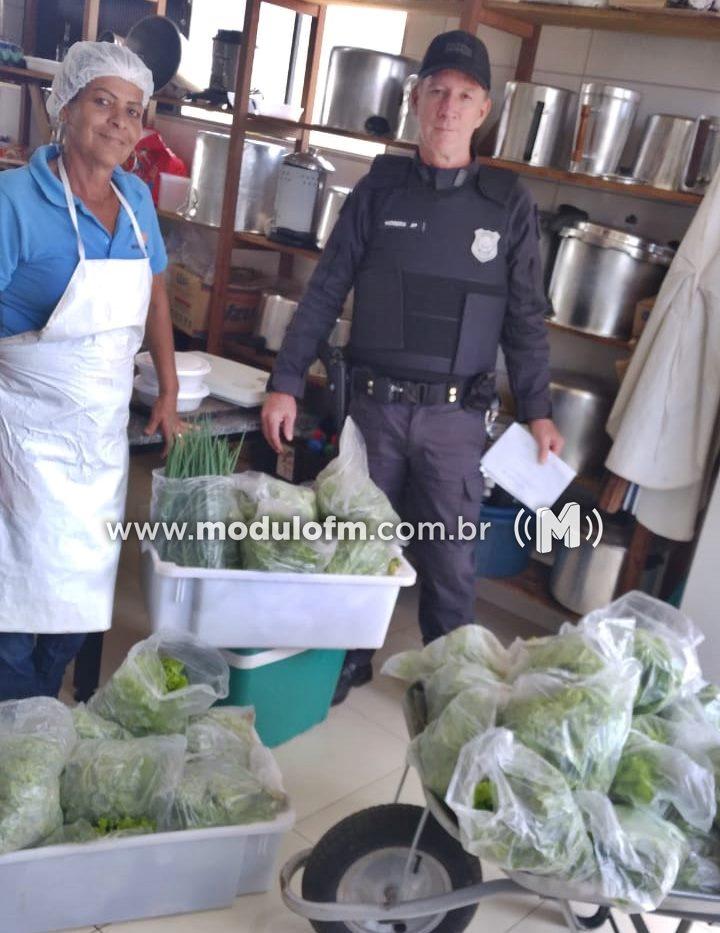 Imagem 1 do post Penitenciária de Patrocínio realiza doação de verduras e hortaliças a instituições beneficentes do município.