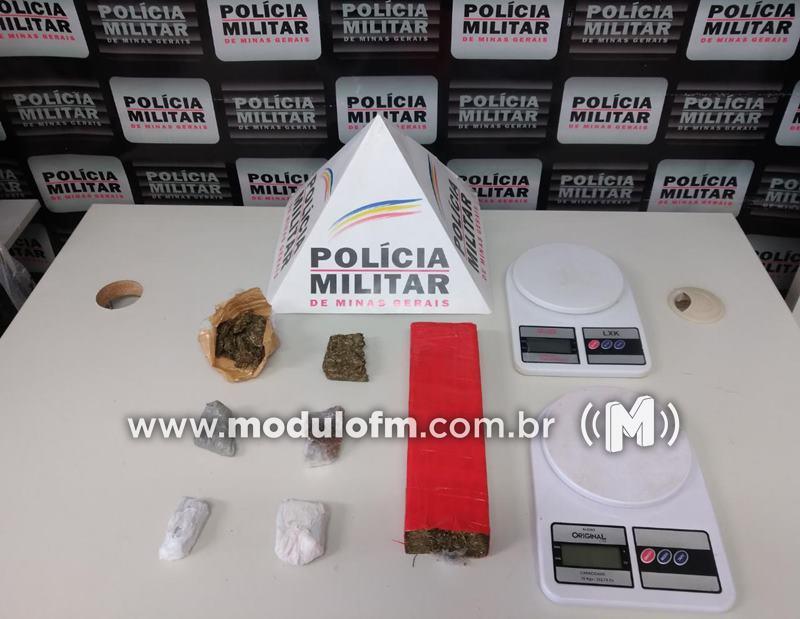 PM cumpre mandado e prende jovem com drogas no bairro Enéas