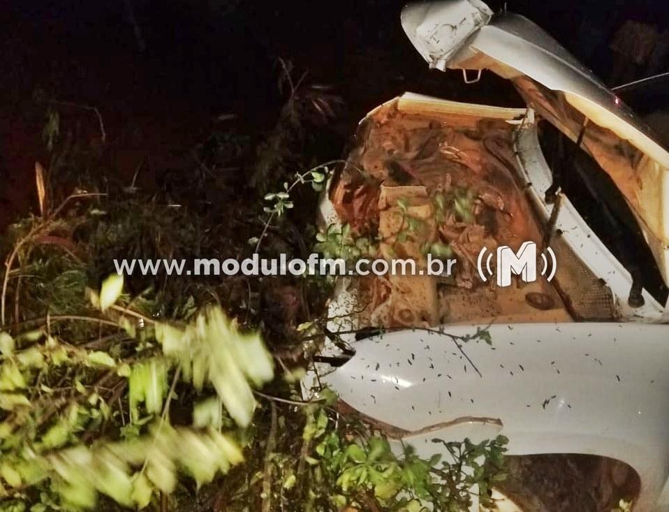 Imagem 2 do post Mulher morre em colisão entre veículos na MG-190 em Monte Carmelo