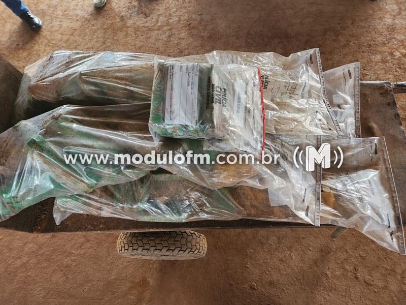 Imagem 2 do post Quase 100 kg de pasta de base de cocaína são incinerados em Monte Carmelo