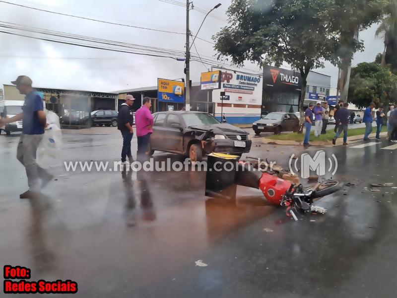 Acidente de transito é registrado no bairro São Benedito entre carro e moto