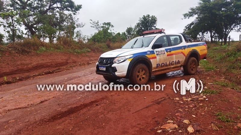 Criminosos invadem fazenda e levam equipamento agrícola na região...