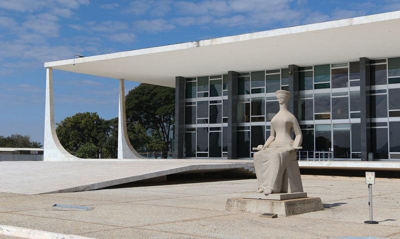 Prisão especial para pessoas com diploma de curso superior deve acabar no Brasil