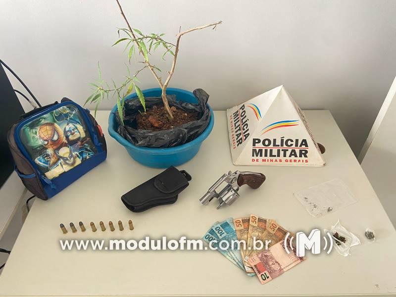 Imagem 1 do post Mulher é presa com droga, arma e munições após mandado de busca e apreensão no bairro Serra Negra