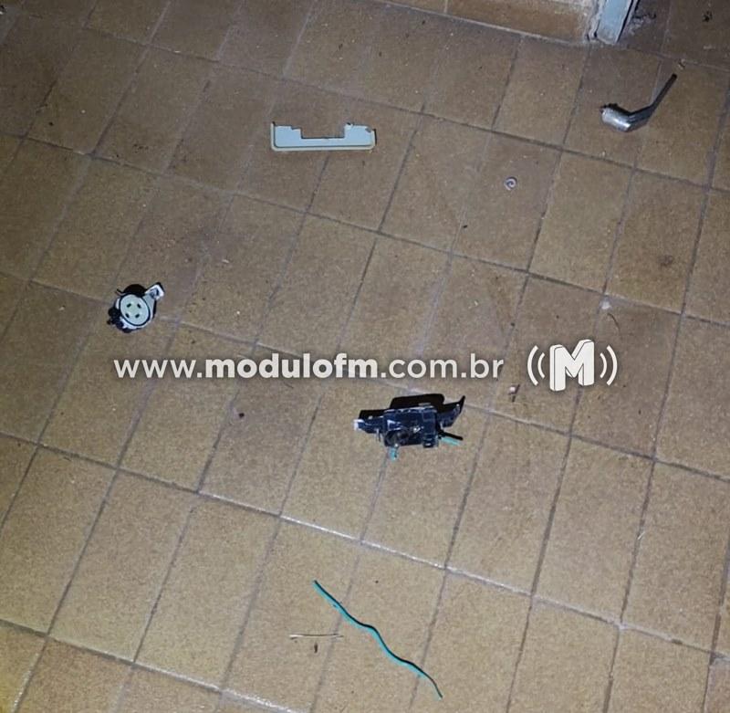 Imagem 3 do post Homem que furtava cabos de cobre em residências acaba preso em Patrocínio