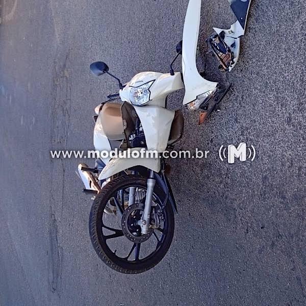 Imagem 1 do post Motociclista fica ferido após ser atingido por veículo em Patrocínio