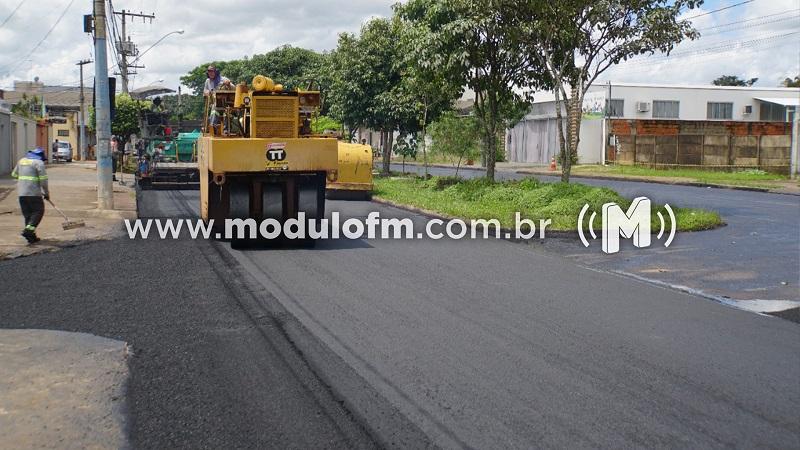 Prefeito anuncia novo asfalto para a avenida Marciano Pires