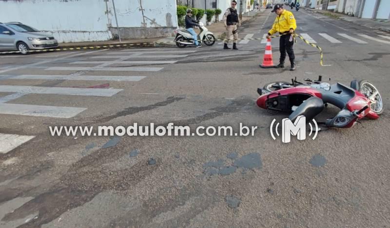 Veja o vídeo: Idoso fica gravemente ferido após ser atropelado por motocicleta na faixa de pedestre em Patrocínio