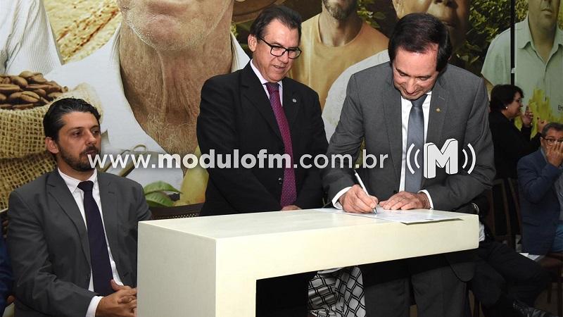 Protocolo assinado em Minas Gerais busca formalização do trabalho...