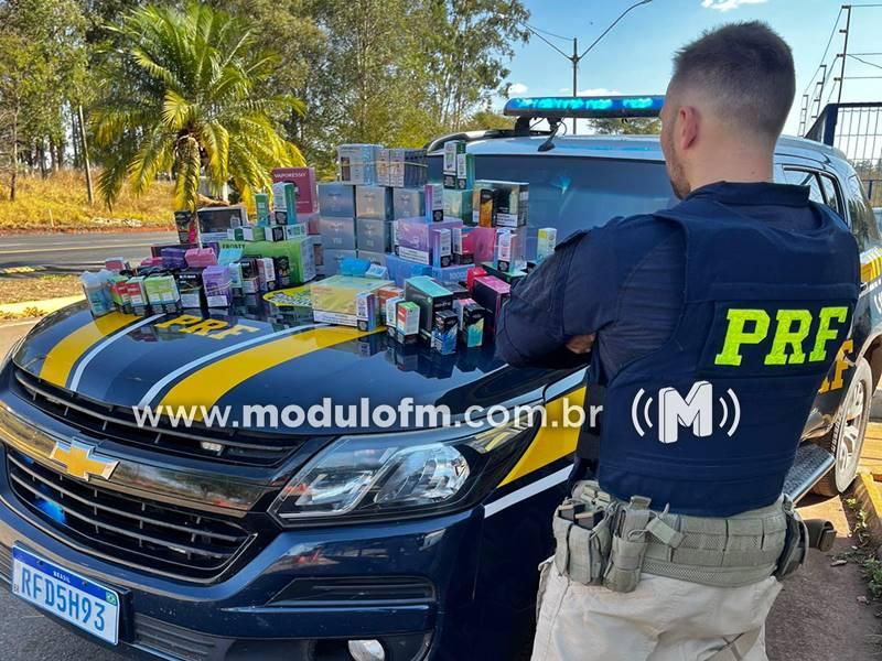 Polícia Rodoviária Federal apreende quase 400 itens de contrabando em ônibus na BR-365