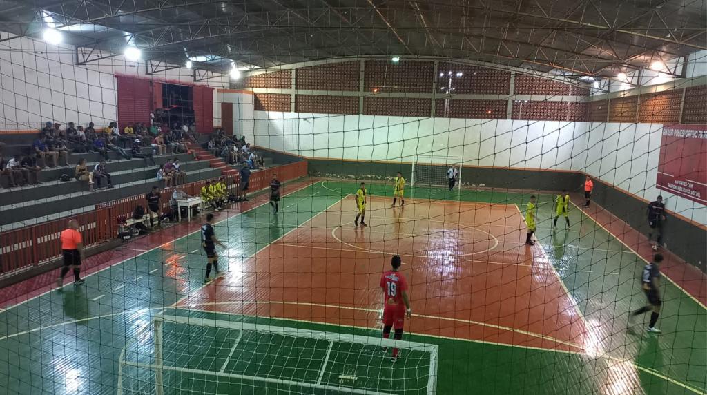 Brasil Lubrificantes/Espetinho do Fernandinho, Coromandel e Michael Pinturas vencem seus jogos na sequência da 5ºrodada da 4ºLiga de Futsal de Patrocínio