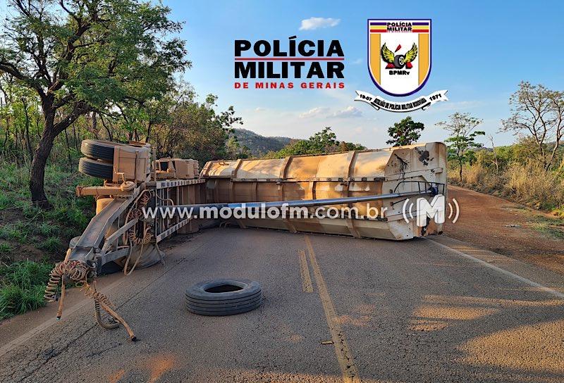 Imagem 1 do post Motorista escapa ileso de grave acidente com carga de soja na MG-188