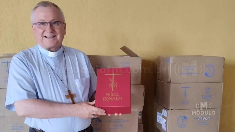 Diocese de Patos de Minas recebe unidades do novo Missal
