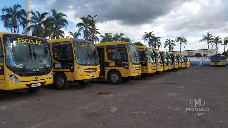 Vereador aponta desvio de finalidade no uso de ônibus do programa Caminho da Escola em Patrocínio