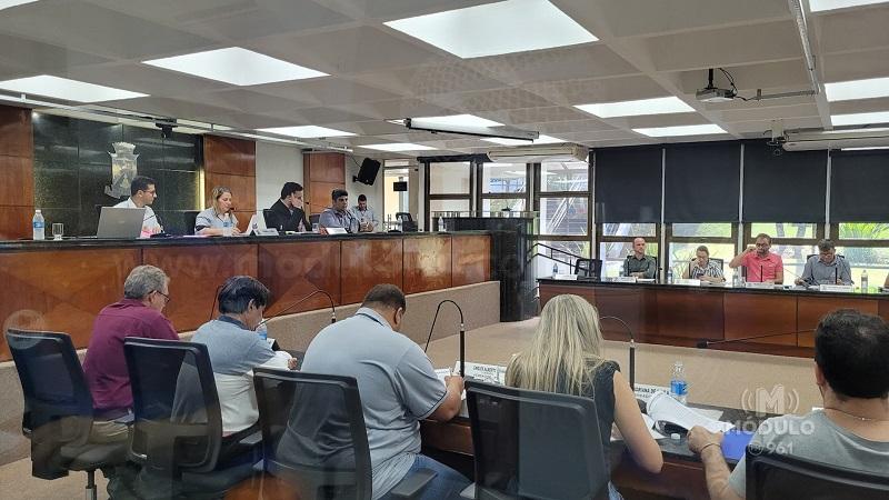 Vereadores pedem ponto facultativo para servidores da Prefeitura na sexta-feira (13)