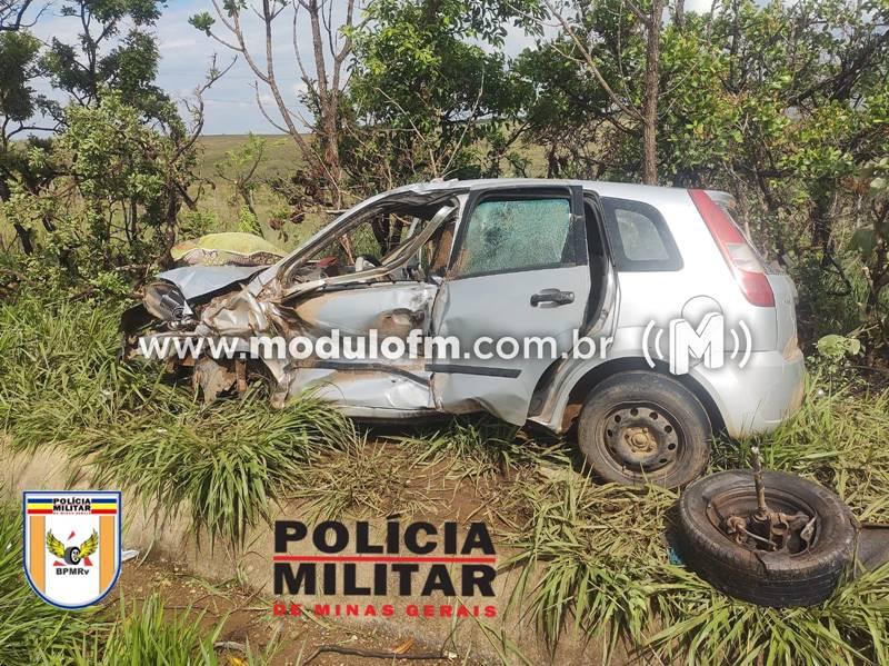 Grave acidente deixa homem ferido com traumatismo craniano grave e passageira com múltiplas fraturas na BR-146 na serra da Catiara