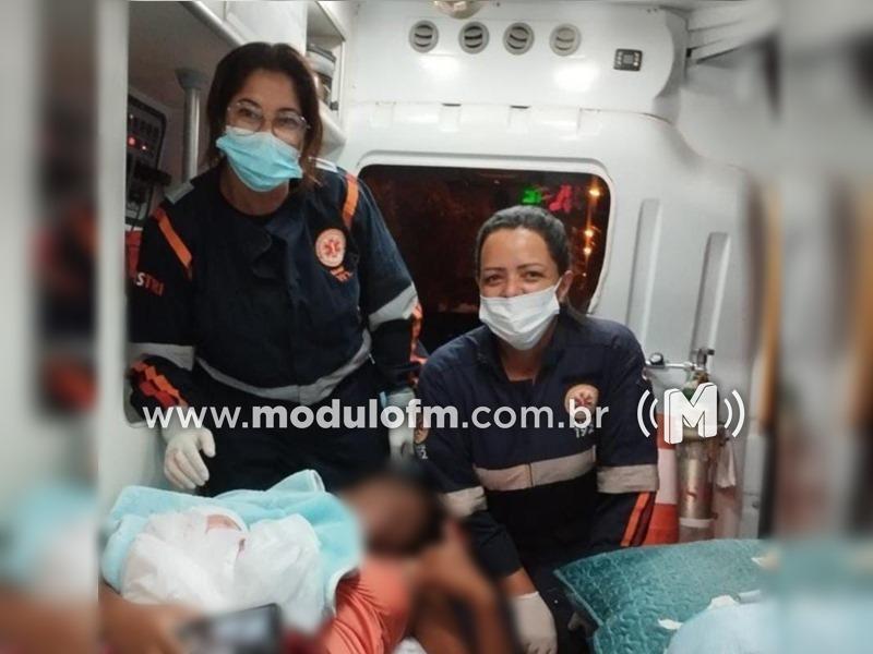 Bebê nasce dentro de ambulância com ajuda de socorristas do SAMU em Patrocínio