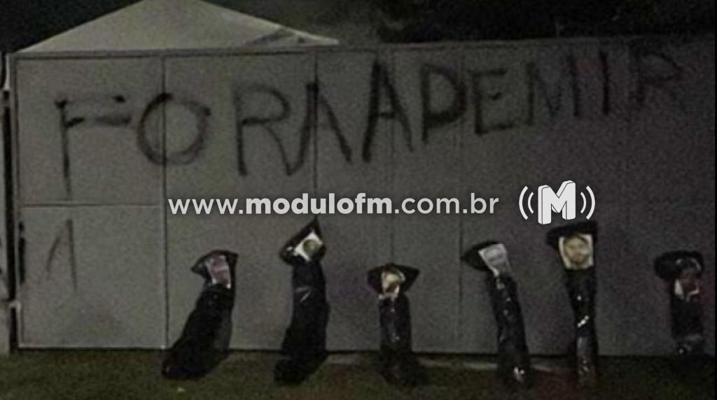 Jogadores do Bahia, dentre eles Ademir, que jogou no CAP, recebem ameaças de morte e muros do CT do tricolor são pichados