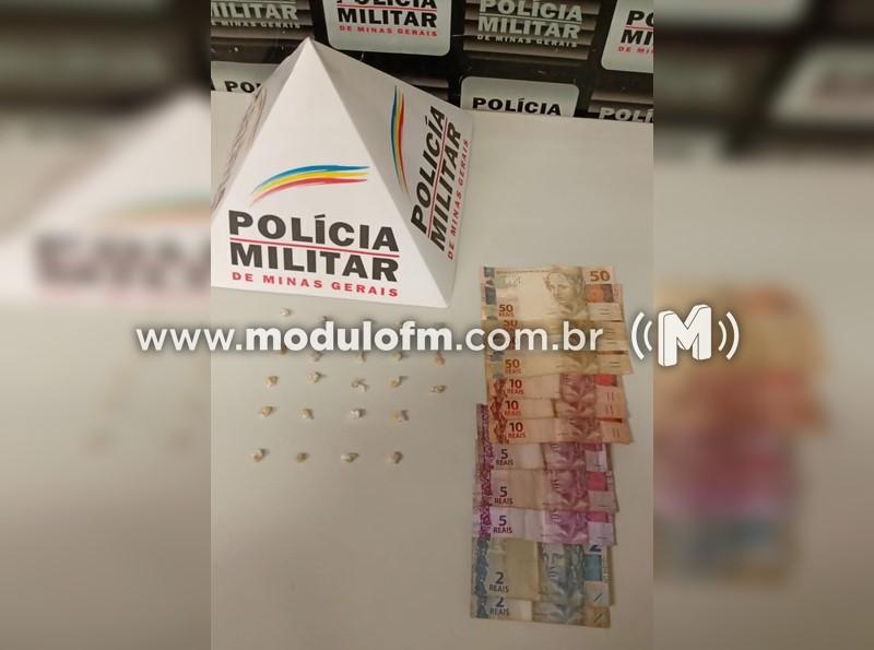 Polícia Militar prende dois autores por tráfico de drogas no Santo Antônio