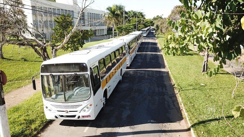 Prefeitura suspende licitação do transporte escolar para realizar adequações no edital