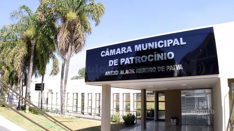 Câmara Municipal publica ‘Nota de Esclarecimento’ após discussão entre vereadores no plenário