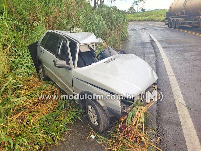 Imagem 1 do post Grave acidente deixa família ferida na MG-187 próximo de Salitre de Minas