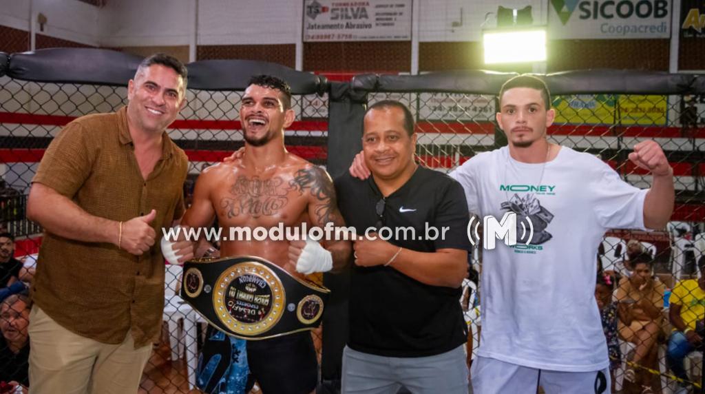 Com grandes lutas, @Souza Combat MV Desafio +Esportes de MMA foi realizado em Patrocínio
