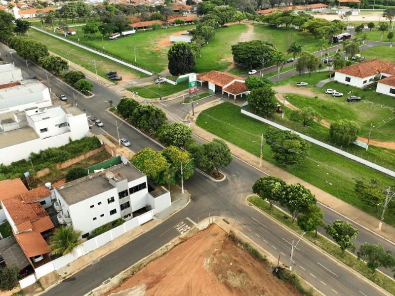 Prefeitura garante obra de acesso ao Parque de Exposições finalizada antes do início da Fenacafé