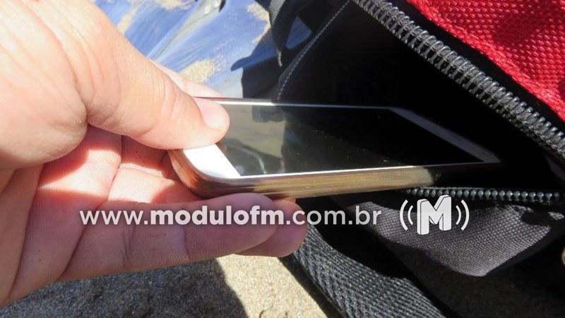 Adolescente de 15 anos tem celular furtado Praça de Esportes do bairro Santo Antônio durante encontro com amigos