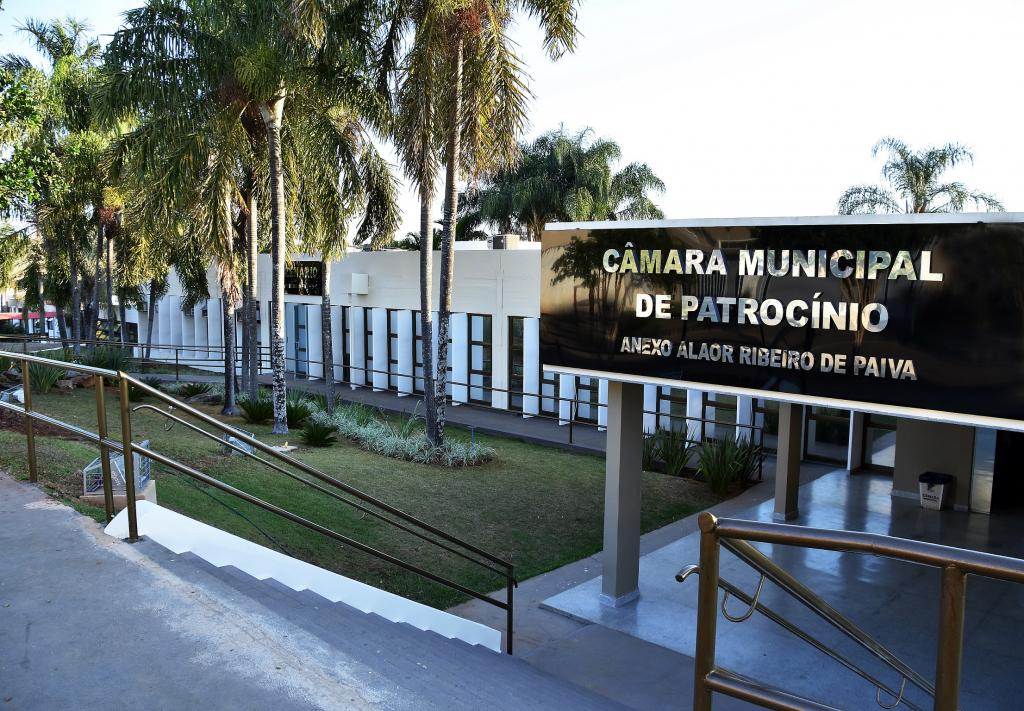 Câmara Municipal de Patrocínio realiza 17ª reunião ordinária nesta...