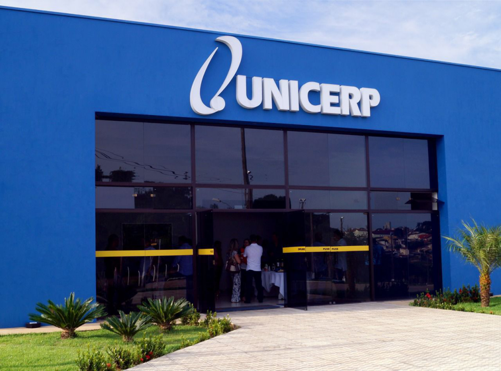 Cursos de Direito, Ciências Contábeis e Psicologia do Unicerp recebem reconhecimento de excelência no ENADE