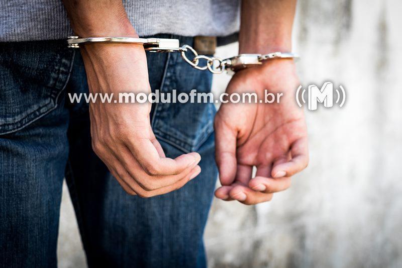 Homem de 35 anos é preso em Patrocínio após...