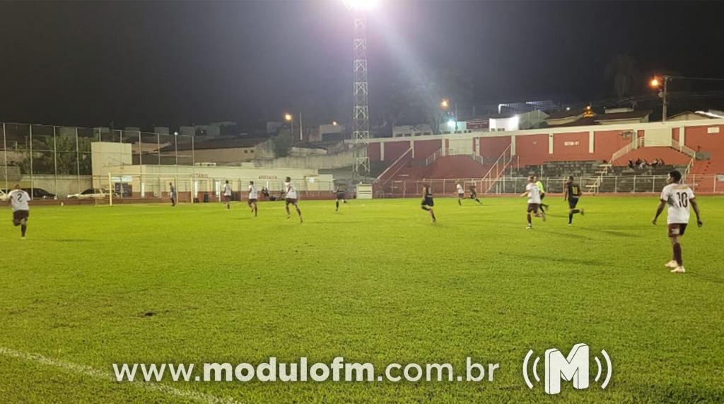 Fluminense e Raposão são os primeiros semifinalistas do Campeonato Master de Patrocínio; os outros dois serão conhecidos nesta quinta-feira