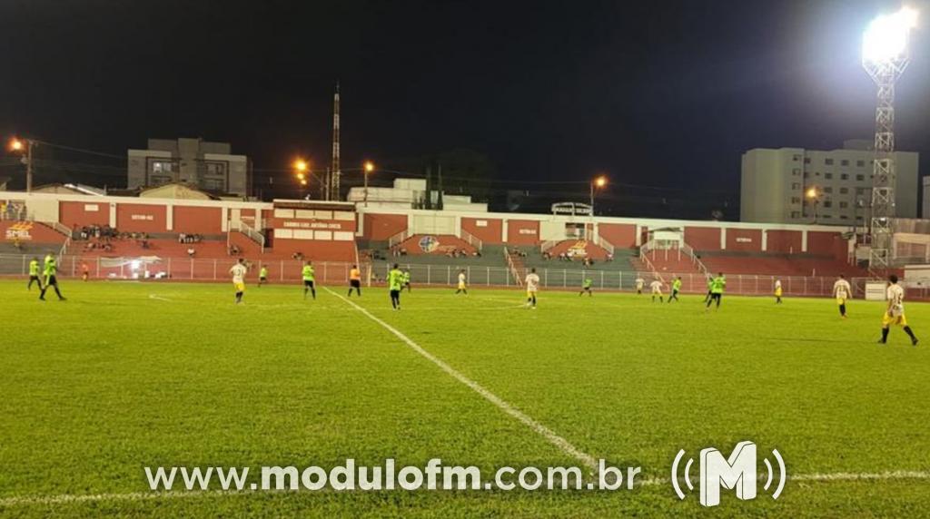 Macaúba Espetos vence Camarote e decide o título do Campeonato Master de Patrocínio contra o Fluminense