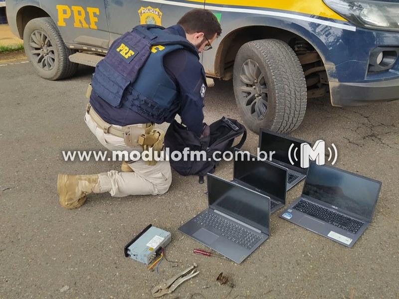 Notebooks furtados em Patrocínio são encontrados em ônibus na...